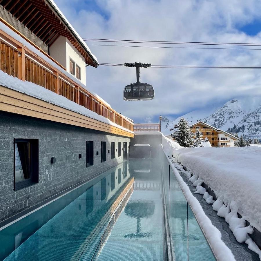 Hotel Petersboden Lech am Arlberg Exteriör bild